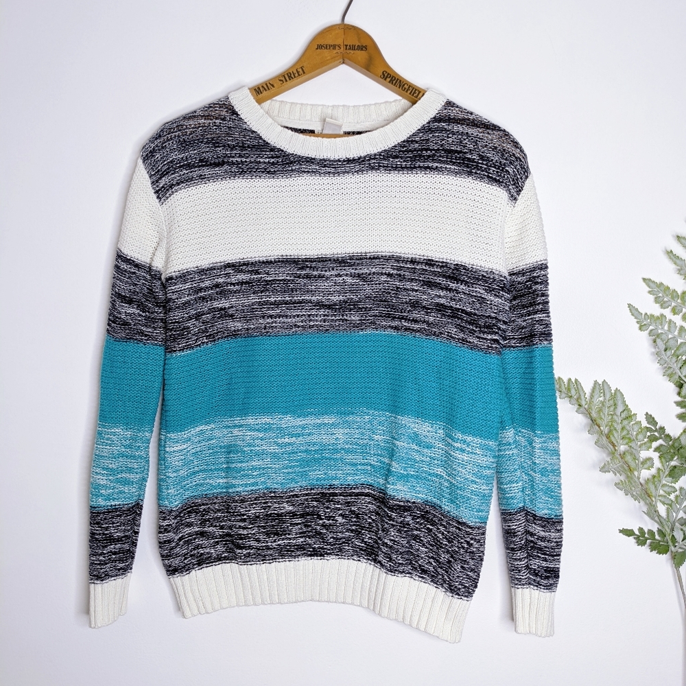Forever 21 Sweater Size M